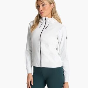 BRAND NEW Vuori Chilled Out Full Zip Jacket in White XS